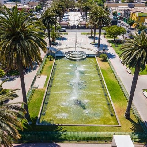 Espejo de Agua Ovalle